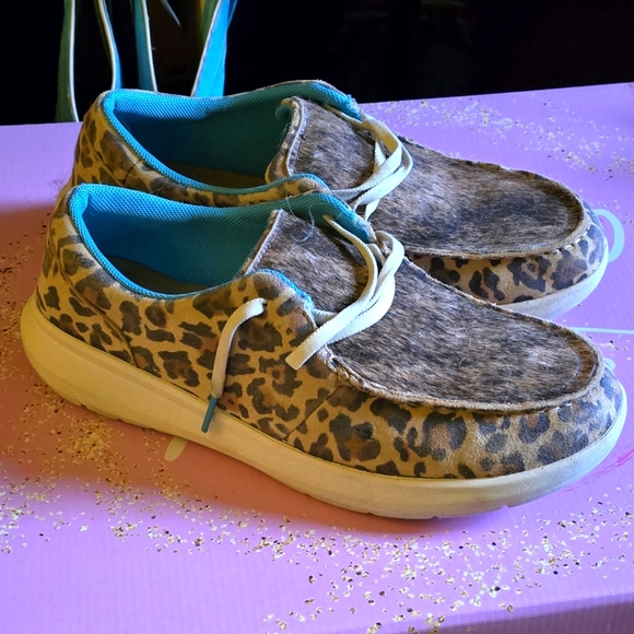 Ariat Hilo leopard print shoes with hair on cowhide - Picture 1 of 5